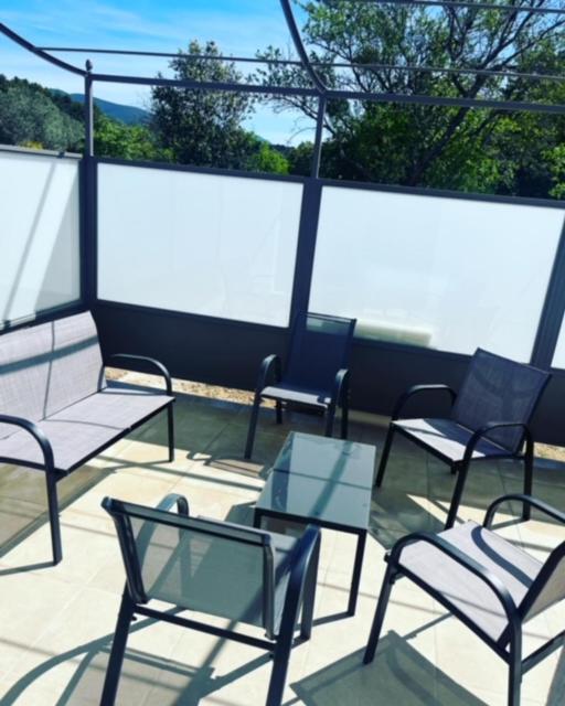 Les Jardins De La Graviere A 5 Mn De Lourmarin Avec Piscine Privee Villa Puyvert Bagian luar foto